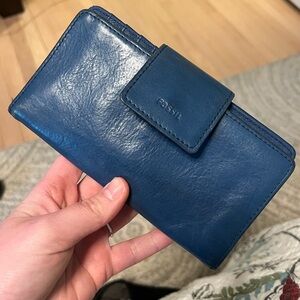 Fossil Emma Navy Leather Tab Clutch Wallet